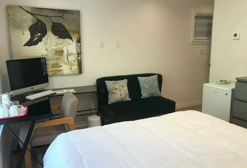 ペンション Holland Villa Vancouver
