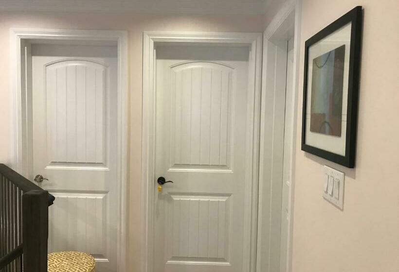 膳宿费 Holland Villa Vancouver