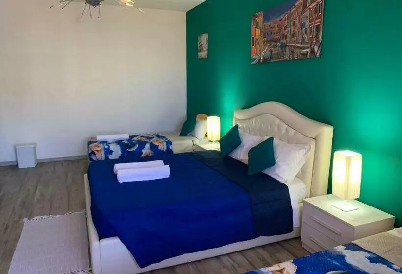 تختخواب و صبحانه Venice Day Apartment