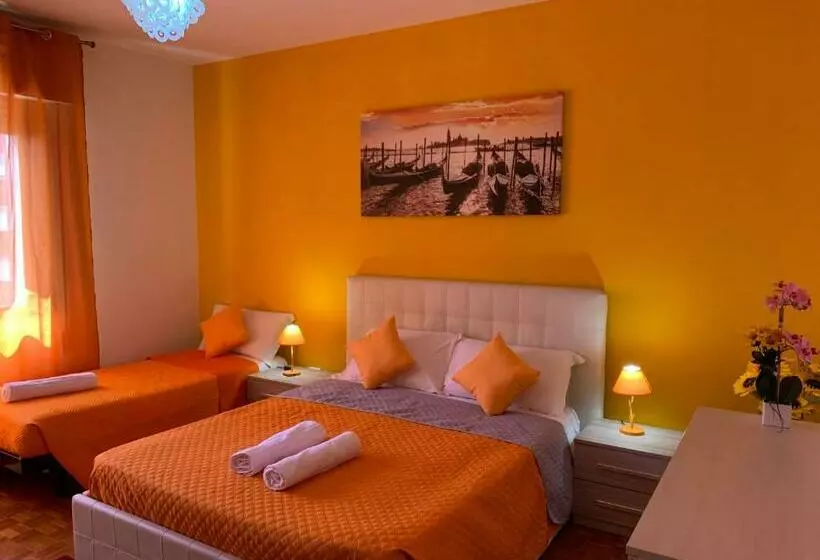 تختخواب و صبحانه Venice Day Apartment