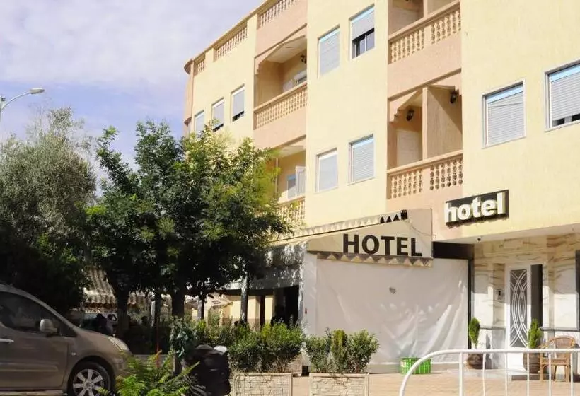 Hotelli Hôtel Imilchil