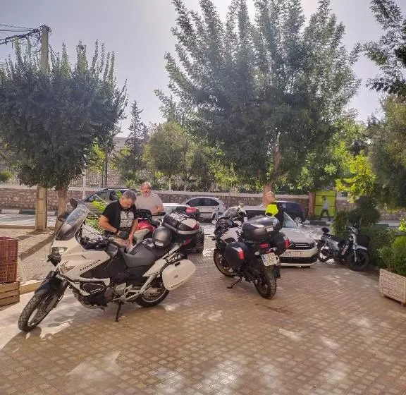 Hotelli Hôtel Imilchil