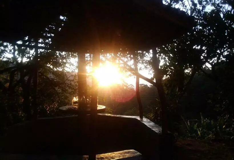 ペンション Ohiya Colonial Bungalow