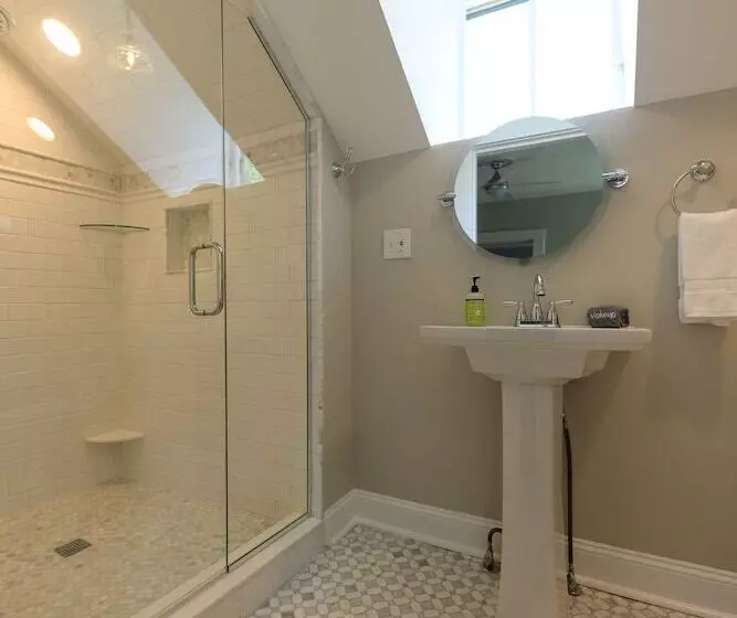 ユースホステル Rose Hill Inn