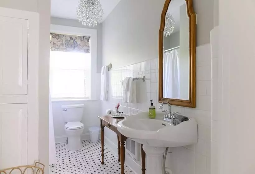 ユースホステル Rose Hill Inn