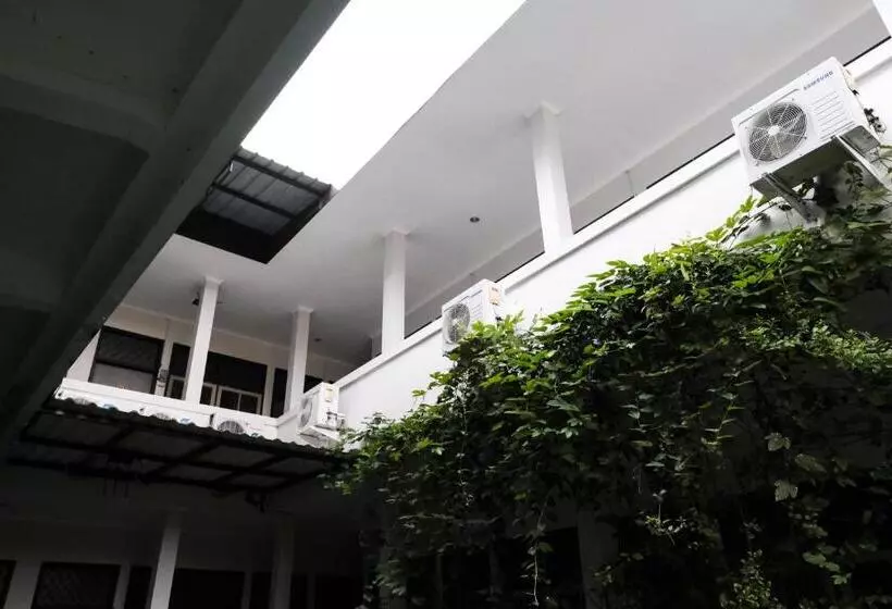 Hotel Bale Cangkring
