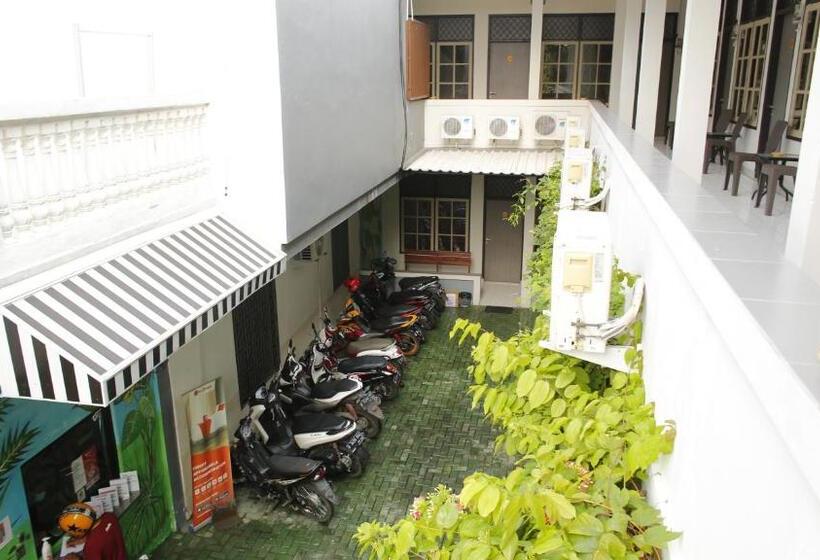 Hotel Bale Cangkring