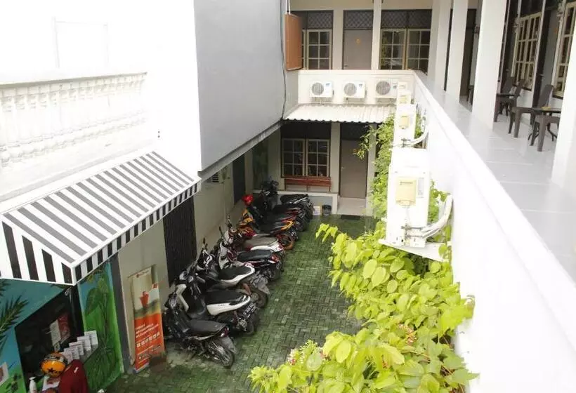 Hotel Bale Cangkring