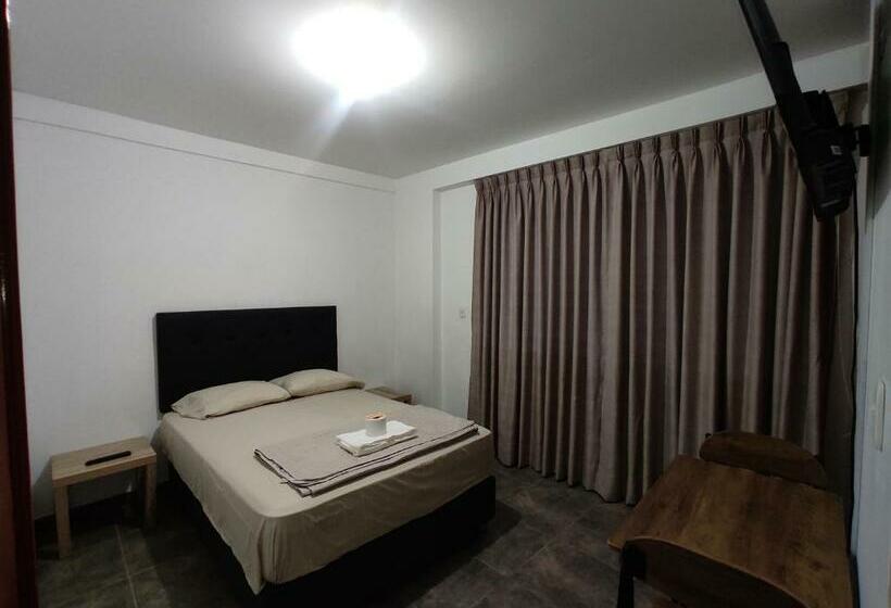 فندق Hospedaje Luna