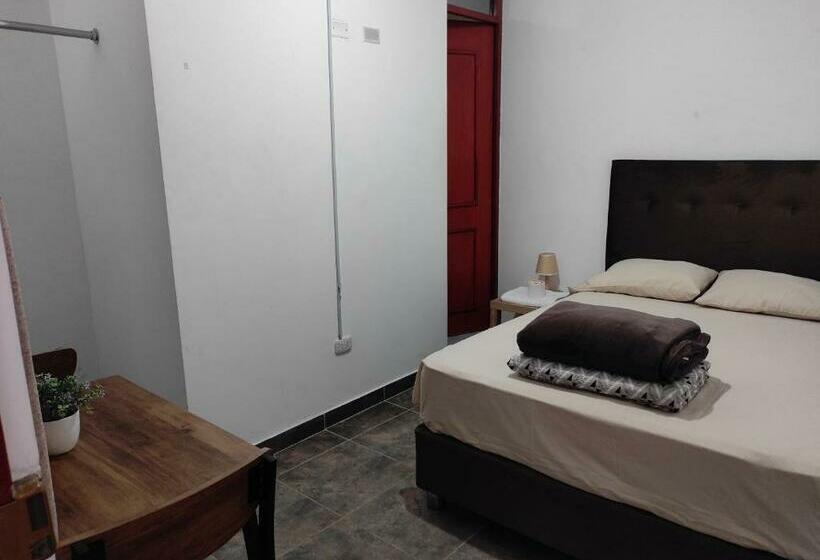 فندق Hospedaje Luna