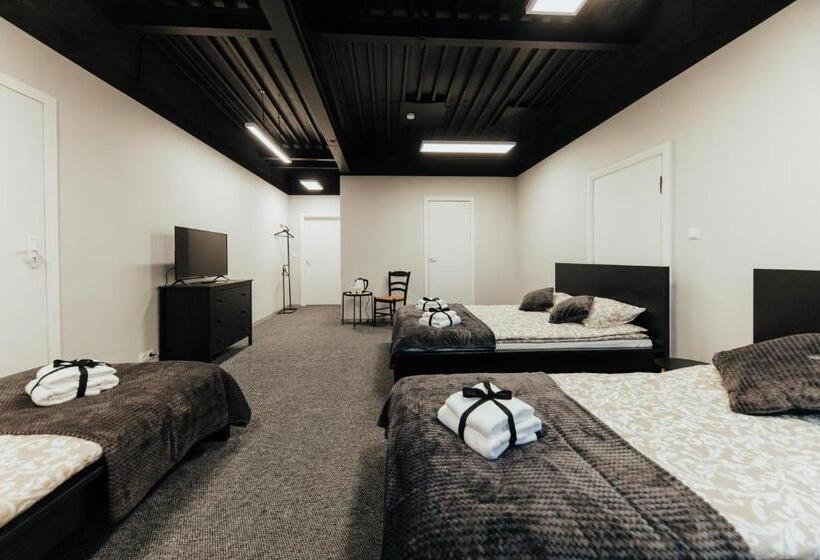 هتل Lodes Ielas Naktsmājas