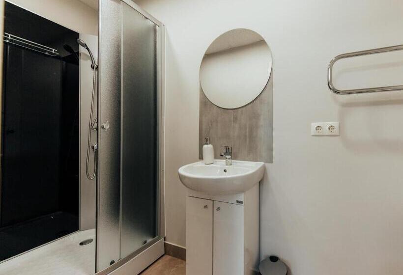 هتل Lodes Ielas Naktsmājas