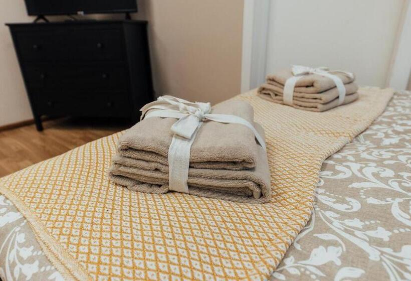 هتل Lodes Ielas Naktsmājas