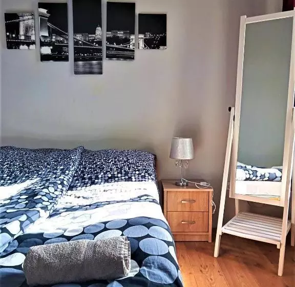 Aurora Apartments