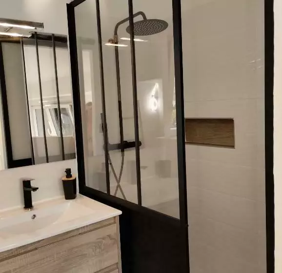 Aamiaismajoitus (B&B) L Atelier Saint Sulpice Entre Bordeaux Et St Emilion