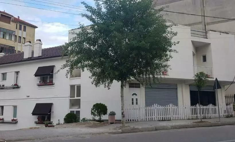 Hill View 7 Apartments