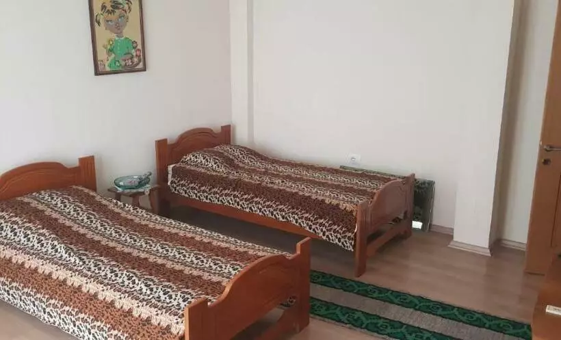 Hill View 7 Apartments