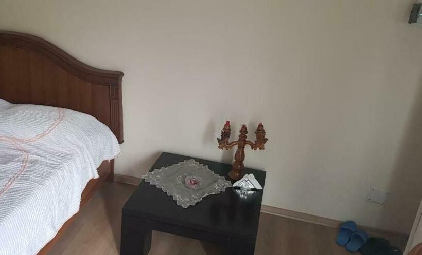 Hill View 7 Apartments