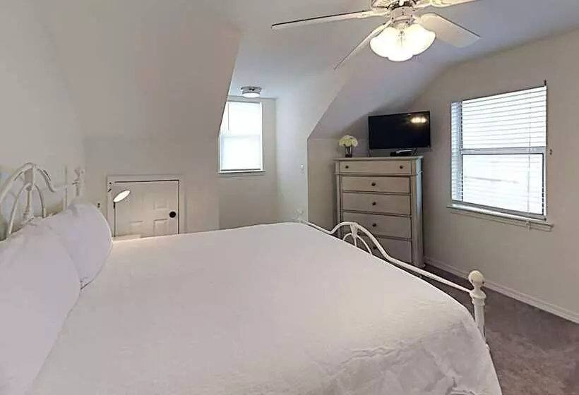 Muskoka By Southern Vacation Rentals