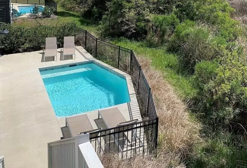 Sandpiper Landing