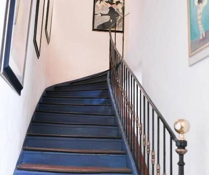 ベッドアンドブレックファースト La Cachette Du Comte