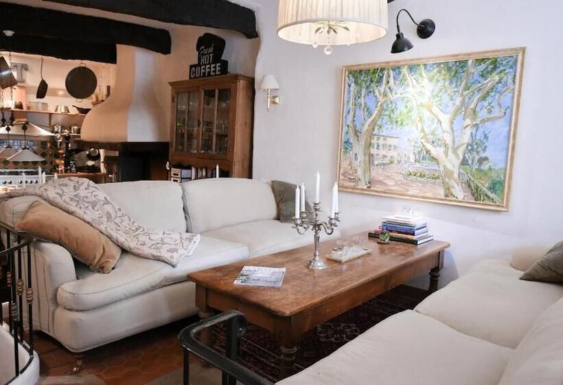 ベッドアンドブレックファースト La Cachette Du Comte