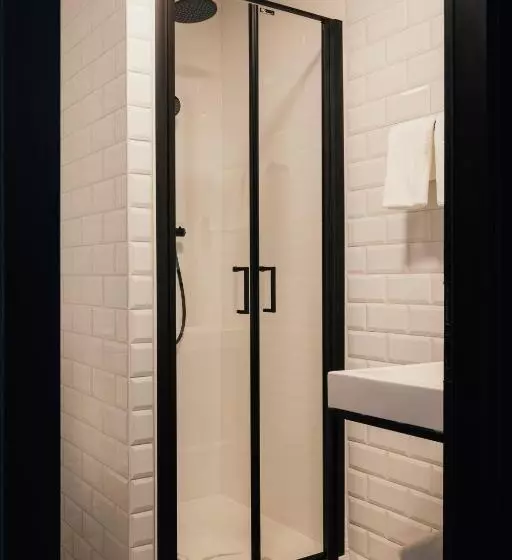 Hotelli Au Lit Des Ours