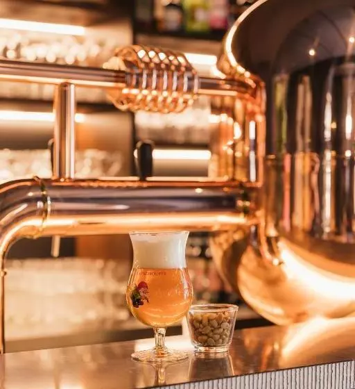 Hotelli Au Lit Des Ours