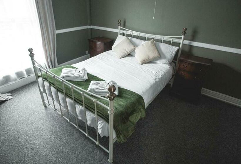 The George Hotel, Dereham