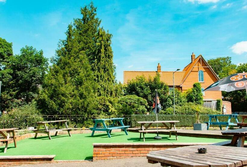 The George Hotel, Dereham