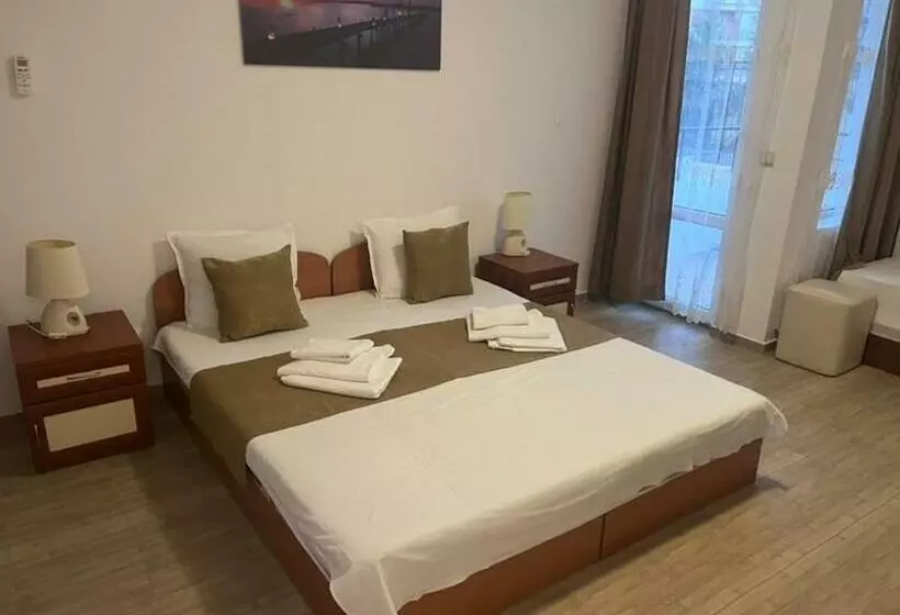 Majatalo къща за гости Canavan S