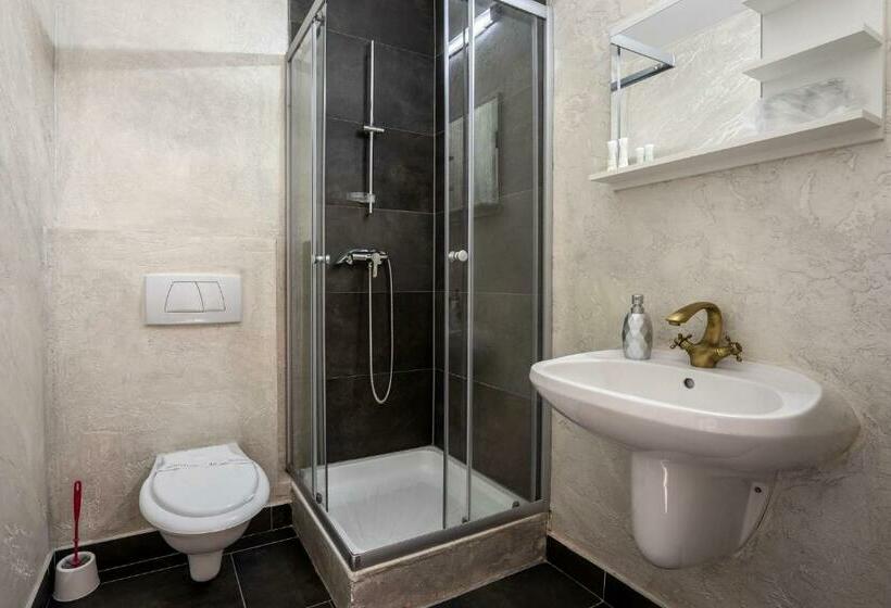 پانسیون Palas Boutique