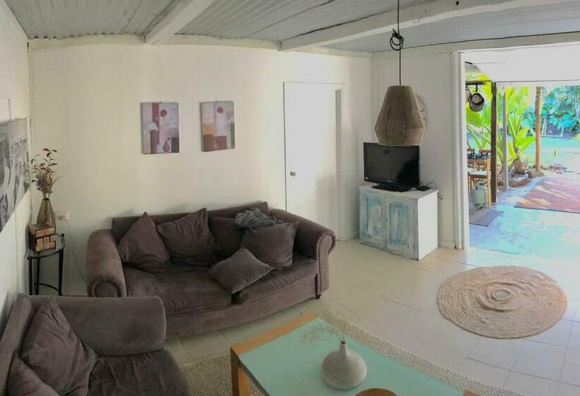 ペンション Rustica Tropical Holiday Retreat