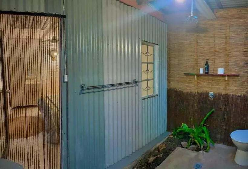 ペンション Rustica   Tropical Holiday Retreat