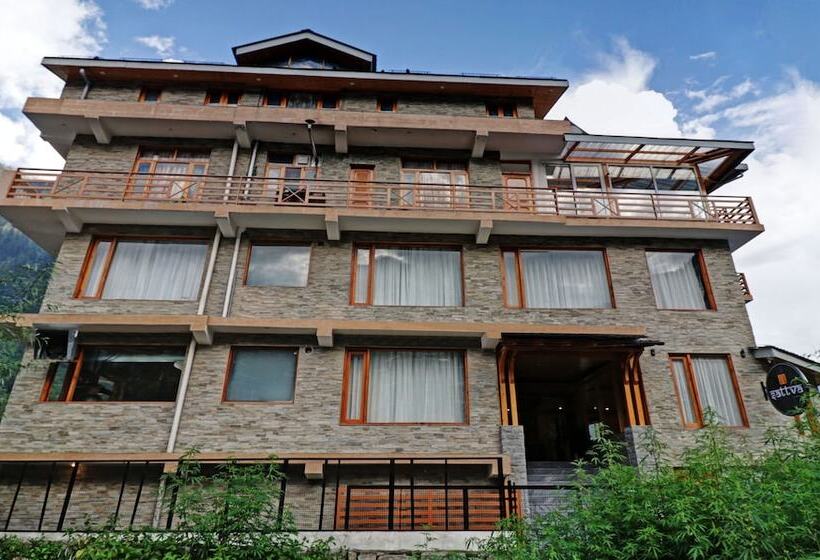 בית מלון כפרי Treebo Premium Sattva With Mountain View