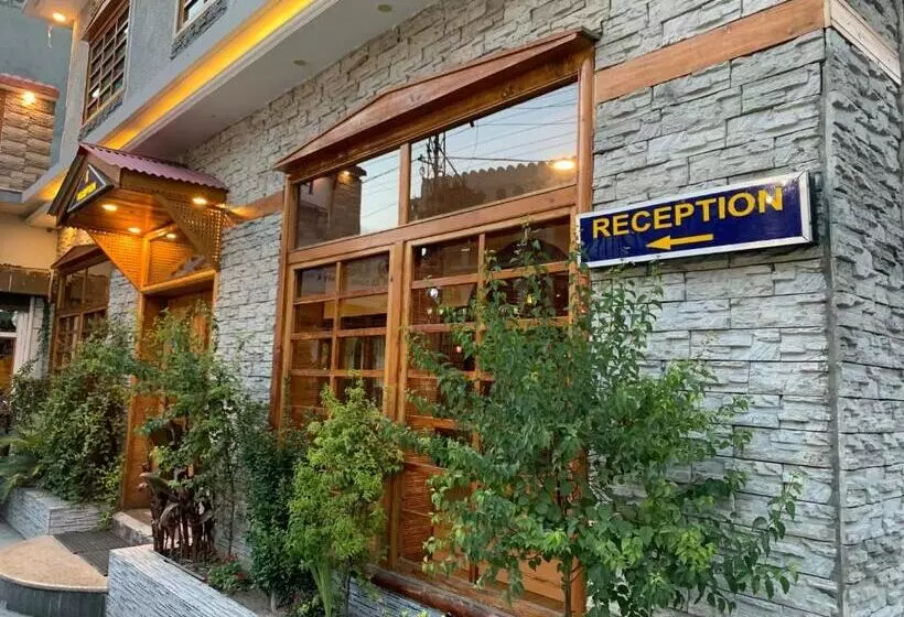 Park Hotel Gilgit