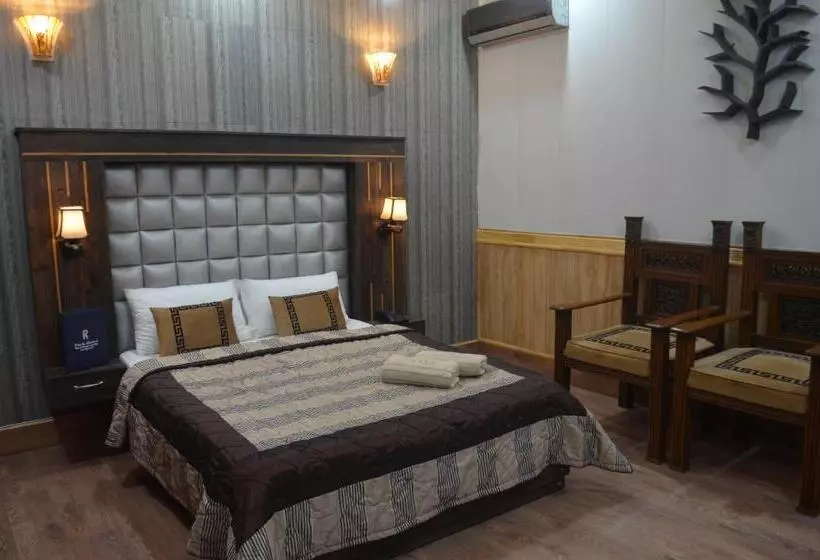 Park Hotel Gilgit