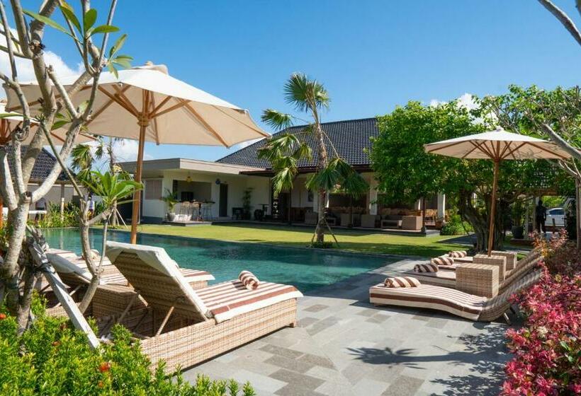 בית מלון כפרי Green D Mel Bali