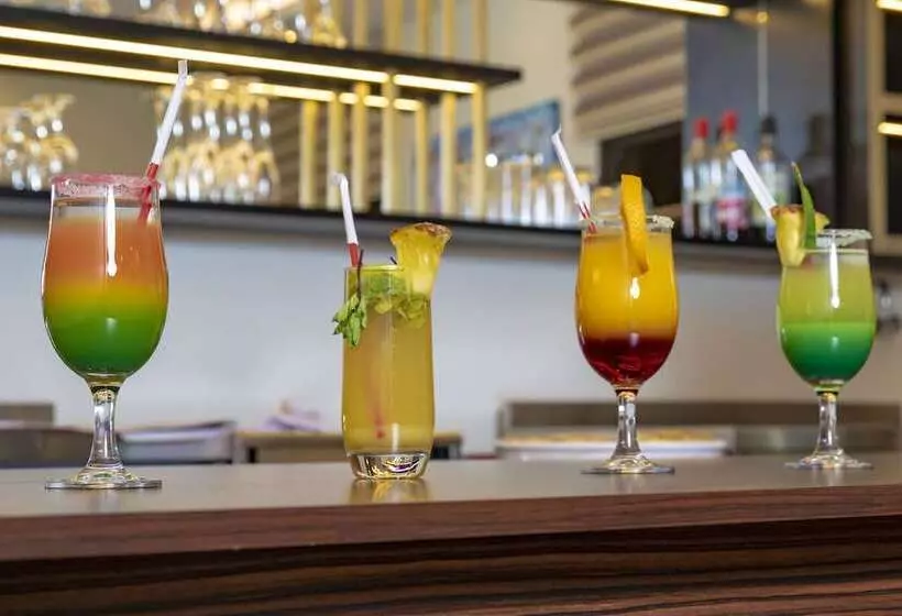 هتل Souaré Premium Hôtel