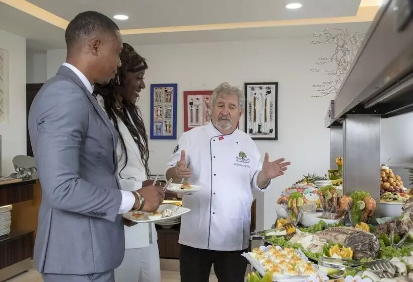 هتل Souaré Premium Hôtel