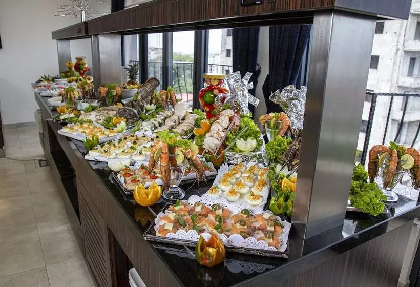 هتل Souaré Premium Hôtel