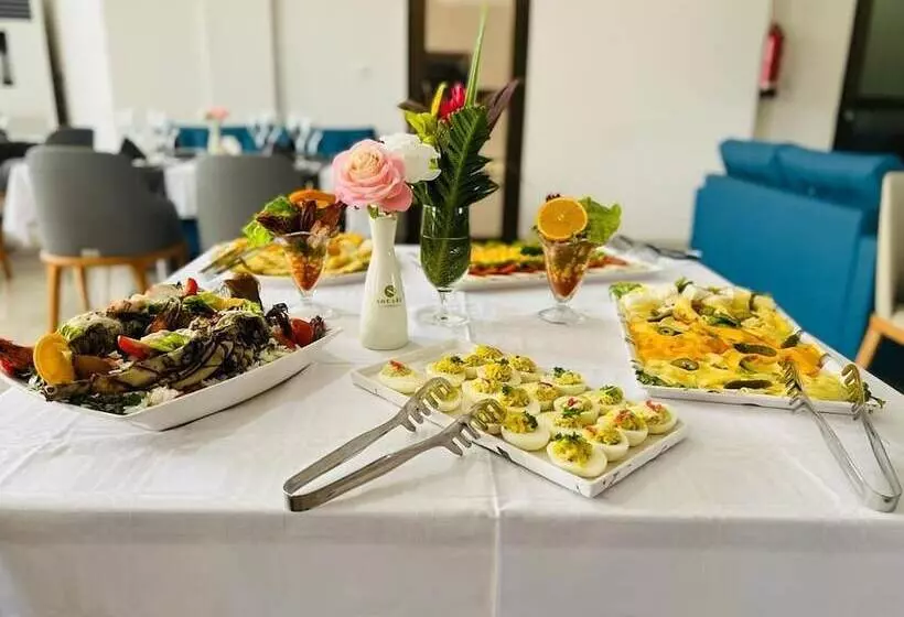 هتل Souaré Premium Hôtel