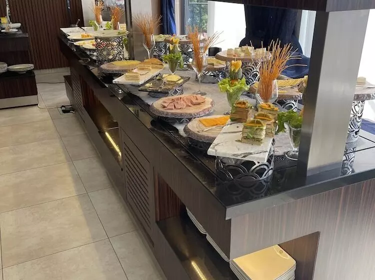 هتل Souaré Premium Hôtel