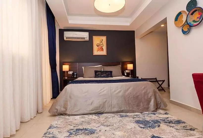 هتل Souaré Premium Hôtel