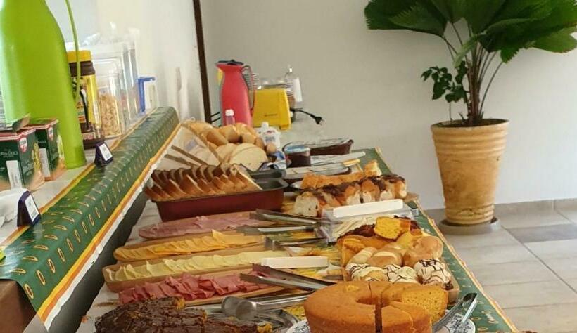 פנסיון Zengrillo Boracéia