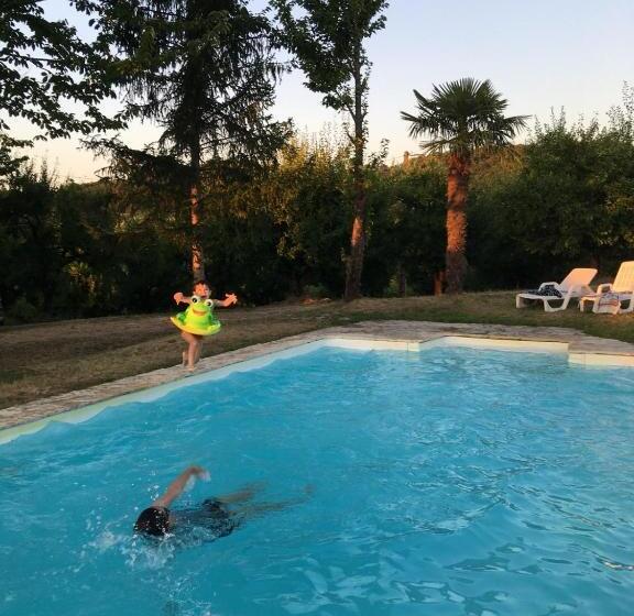 Bed and Breakfast Domaine Des Pruniers