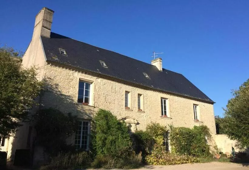 Aamiaismajoitus (B&B) Le Manoir Des Doyens Loft   Sleeps 8   Breakfast Included!