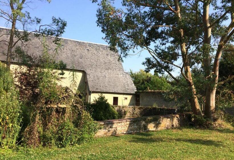 צימר Le Manoir Des Doyens Loft Sleeps 8 Breakfast Included!