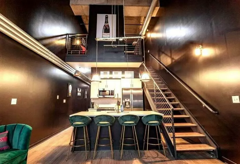 Gucci Loft