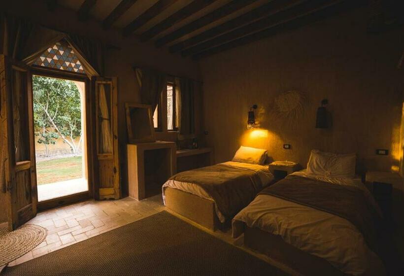 پانسیون Tzila Lodge